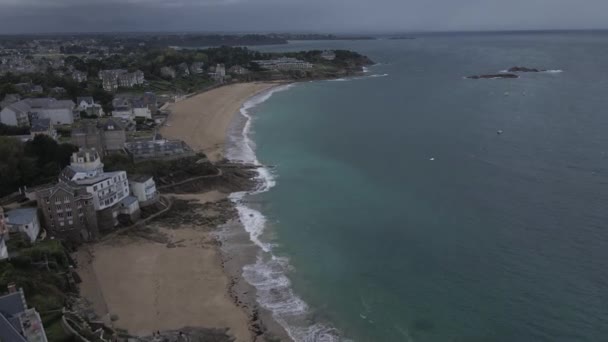 Luxurious Buildings Dinard Coast Brittany France Aerial Forward — Stock Video