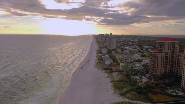 Hermosa Vista Aérea Por Playa Arena Blanca San Destin Florida — Vídeos de Stock