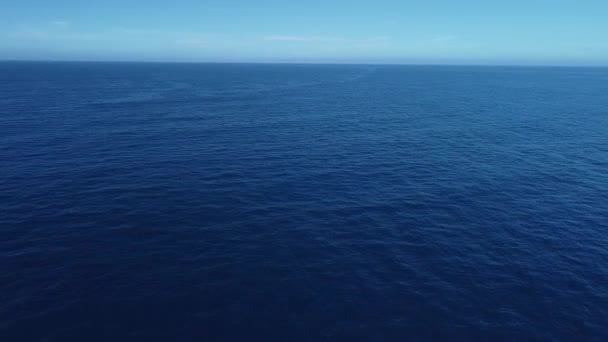 Uçsuz Bucaksız Açık Deniz Dronu Atışı — Stok video