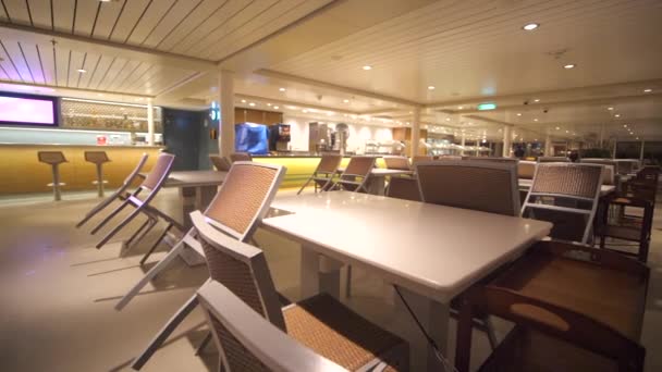Fechado Restaurante Vazio Luxos Elegante Buffet Verde Cadeiras Lâmpadas — Vídeo de Stock