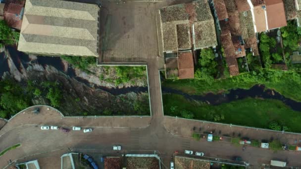 Αεροφωτογραφία Πουλιού Από Πάνω Προς Κάτω Drone Από Γέφυρα Πάνω — Αρχείο Βίντεο