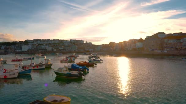 Cidade Famosa Ives Com Praia Passeio Marítimo Cornualha Sul Inglaterra — Vídeo de Stock