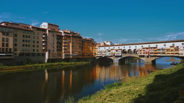 Ponte Vecchio Old Bridge Medieval Arch Bridge Arno River Florence — Stock Video