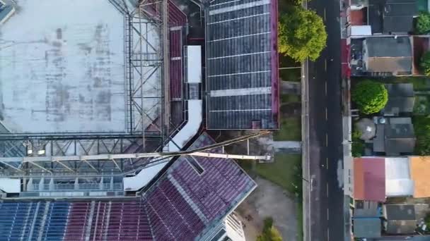 Drone Tira Uma Foto Panorâmica Arena Colorida Bumbdromo Onde Realiza — Vídeo de Stock