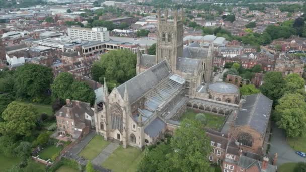 Luftaufnahme Der Kathedrale Von Worcester Und Der Nachbarschaftsgebäude England Kathedrale — Stockvideo