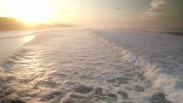 Повітряно Мальовничий Захід Морської Плями Великих Хвиль Острові Улувату Острові — стокове відео