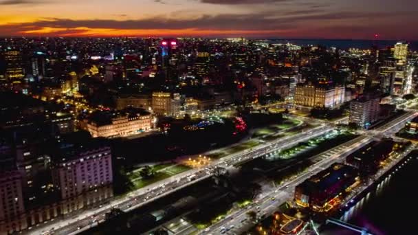 Luftaufnahme Des Straßenverkehrs Zentrum Von Buenos Aires Der Nacht — Stockvideo
