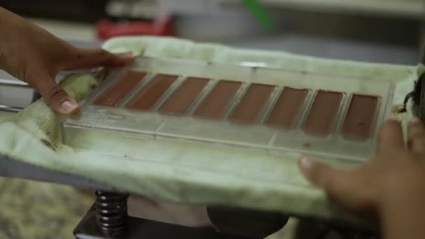 Художня Шоколадна Фабрика Шоколадні Батончики Какао Какао — стокове відео
