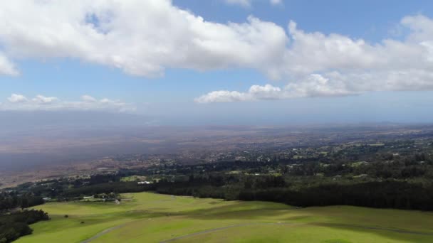 Levegő Kilátás Mauira Haleakalából — Stock videók