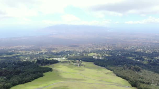アメリカ マウイ島の空中確立ショット — ストック動画