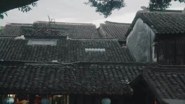 Statische Aufnahme Alter Hausdächer Bei Sonnenuntergang Xijin Altstadt China — Stockvideo