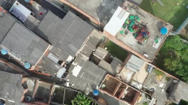 Dron Létající Nad Několika Rezidencemi Favella Zajímající Celý Region Silnice — Stock video
