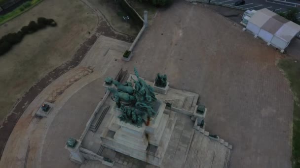 Дрони Захоплюють Аерозйомку Пам Ятника Незалежності Парку Незалежності Іпіранга Пауло — стокове відео