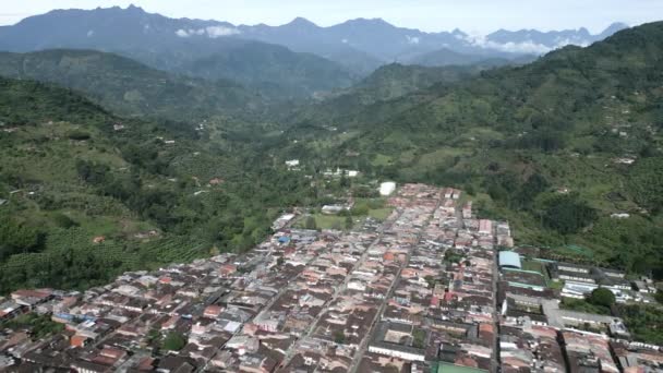 Aerial Zoom Out Drone Jardin Valley Town Mountain Range Colombian — Vídeos de Stock