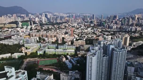 Hög Vinkel Antenn Från Kowloon District Mot Nam Shan Estate — Stockvideo