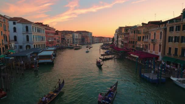 Гранд Канал Гранд Канал Венеции Италия Закат Лодками Гондолой Старые — стоковое видео