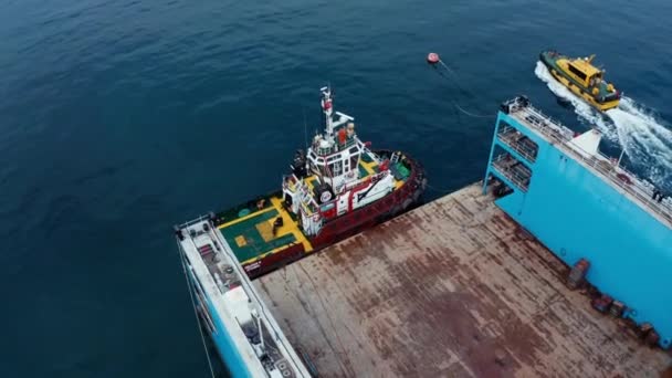 Αεροφωτογραφία Των Εγκαταστάσεων Ναυπήγησης Και Επισκευής Πλοίων Πλωτή Ξηρά Αποβάθρα — Αρχείο Βίντεο