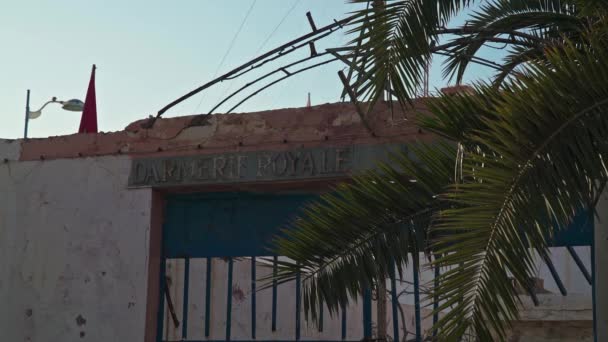 Дверь Полиции Тагазу Марокко — стоковое видео