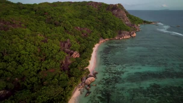 Seyşeller Deki Digue Adası Nın Yüksek Hava Manzaralı Sahil Şeridi — Stok video