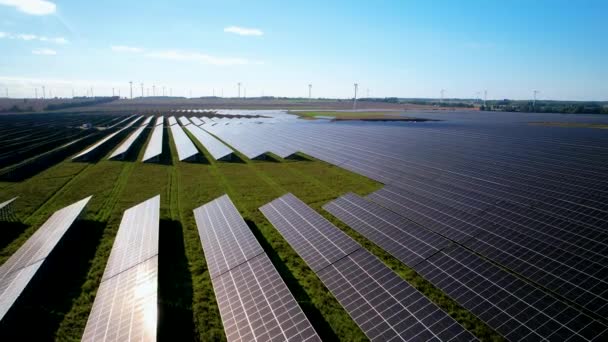 Sunlight Reflected Solar Panels Farm Poland Aerial Ascending — Stock Video