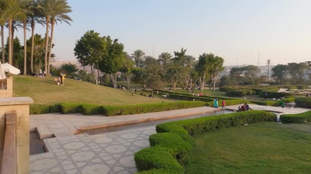 Great Garden World Azhar Park Cairo Waterways Walkways Landscaped Park Secvență video de stoc