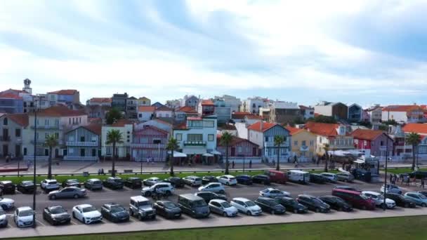 Cidade Litoral Colorida Portugal Sunny Aerial Establishing — Vídeo de Stock