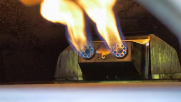 Las Llamas Gas Del Horno Pizza Arden Brillantemente Calentándose — Vídeo de stock