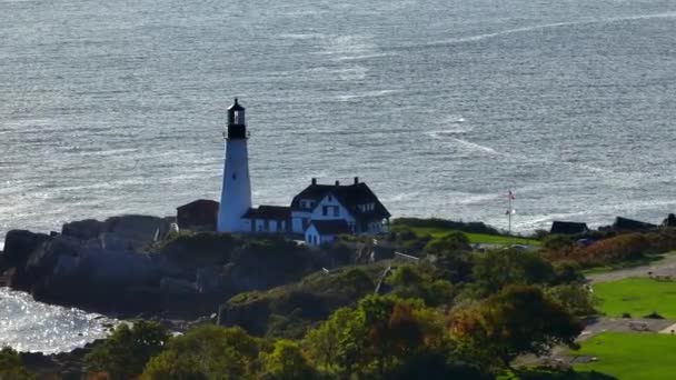 Długi Zoom Powietrzny Portland Head Light Historycznej Latarni Morskiej Cape — Wideo stockowe