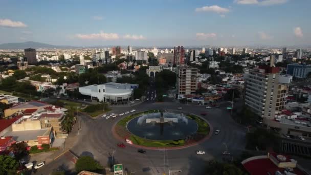 Αεροφωτογραφία Γύρω Από Roundabout Minerva Guadalajara Μεξικό Τροχιά Drone Shot — Αρχείο Βίντεο