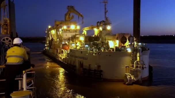 Worker Watches Barge Used Dredging Night Australian Port — Vídeos de Stock