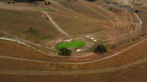 Luftaufnahme Über Einem Golfplatzloch Auf Einem Green Royston Hertfordshire England — Stockvideo