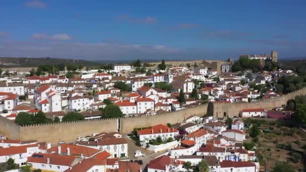 Luchtfoto Rond Het Dorp Obidos Het Zonnige Oeste Portugal Rondcirkelen — Stockvideo