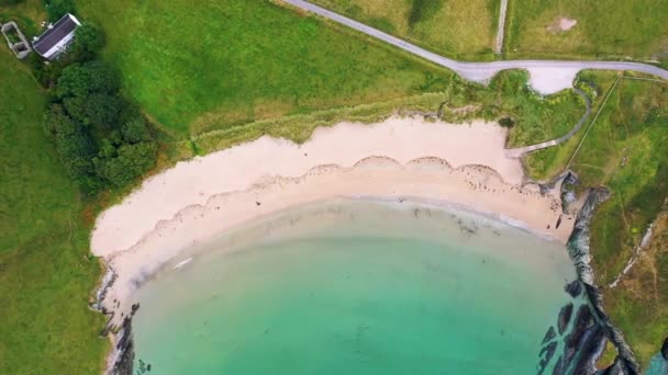 Luftfoto Går Opad Silver Strand Snithe Airgid Sherkin Island South – Stock-video