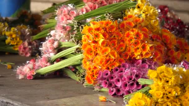 Zbliżenie Kolorowego Bukietu Kwiatów Kunming Dounan Flower Market Yunnan Chiny — Wideo stockowe
