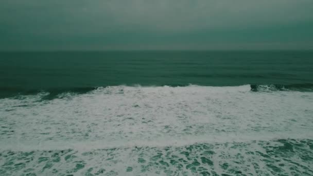 Coming Fabulous Wave Cloudy Seascape Sebastio Ericeria Portugal — стокове відео
