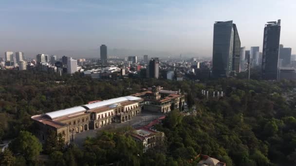 Super Suave Tiro Órbita Baixa Velocidade Castelo Centro Cidade México — Vídeo de Stock