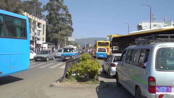 ภาพถนนของ Addis Ababa เอธ โอเป — วีดีโอสต็อก