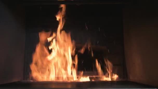 Fuego Ardiendo Horno Piedra Filmado Cámara Lenta Solo Las Llamas — Vídeos de Stock