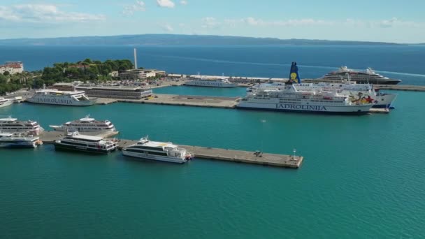 Luchtfoto Van Veerboot Haven Van Split Kroatië — Stockvideo