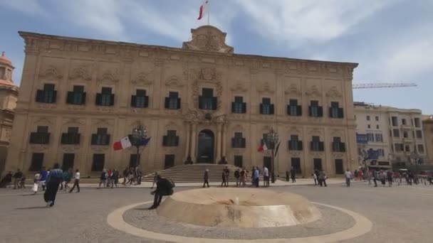 Edifício Auberge Castille Valletta Malta Filmagem Hiperlapso — Vídeo de Stock