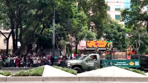 Выстрел Взвода Лодочников Время Парада Мексиканской Армии Мехико — стоковое видео