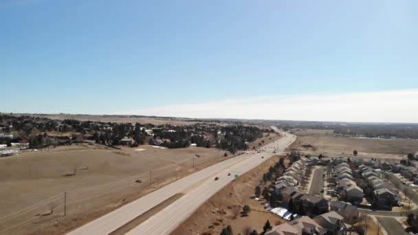 Auta Jedoucí Parker Road Coloradu Stacionární Letecký Dron — Stock video