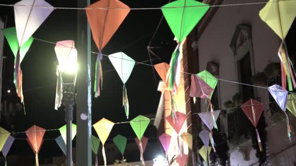 Decoraciones Cometas Coloridas Hechas Mano Calle Para Festividades Mexicanas — Vídeo de stock
