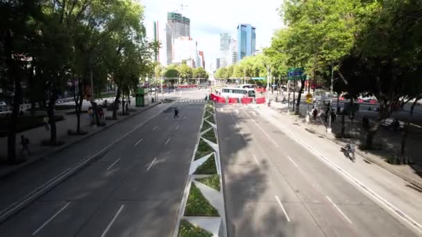 Bir Gösteri Sırasında Meksika Daki Paseo Reforma Gün Batımının Önünden — Stok video