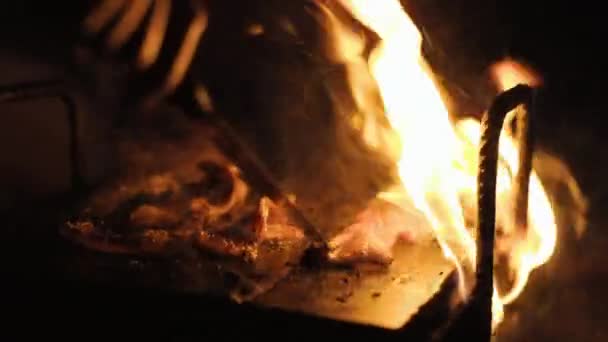Roasting Meat Ham Open Fire Epic Flames — Stock Video