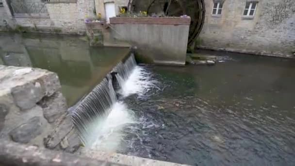 Wodospad Młyn Medycznym Mieście Bayeux Normandia Francja — Wideo stockowe