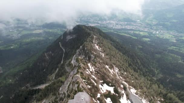 Aerial Fly Eagle Nest Nazi Bunker Southeast Bavaria Mountains — Vídeo de stock