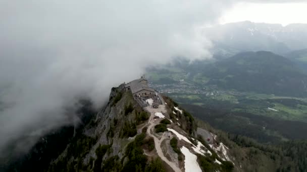 Circling Aerial View Berchtesgaden Eagle Nest Retreat Clouds Valley — Vídeo de stock