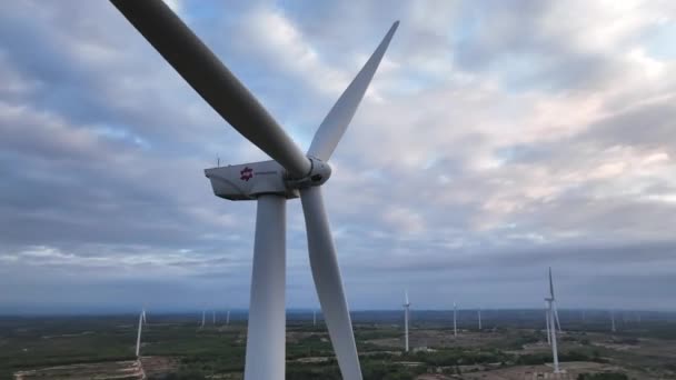 Static Wind Farm Windmill Cloudy Pink Blue Sky Aerial Close — Stock Video