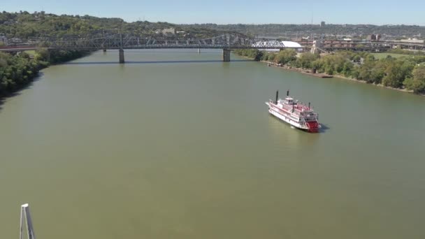 Drone Fly Historic Paddle Boat Ohio River Midwest — Stock Video